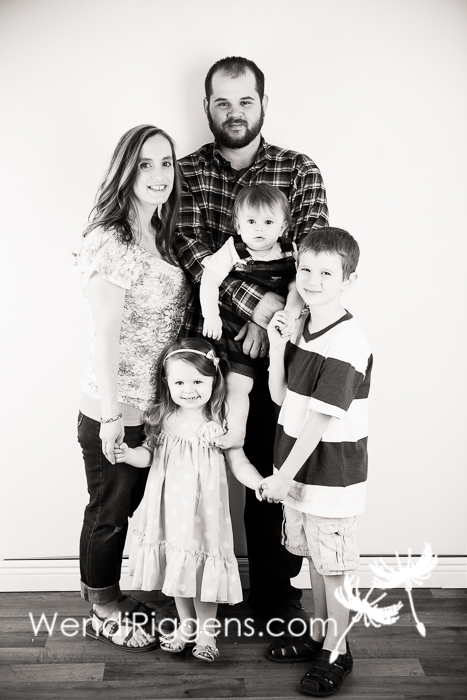 Happy-Mothers-Day-Wendi-Riggens-Photography-Burlington-Iowa-FB-03