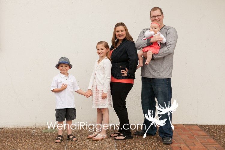 15 Minute Family Photo Session with Wendi Riggens Photography