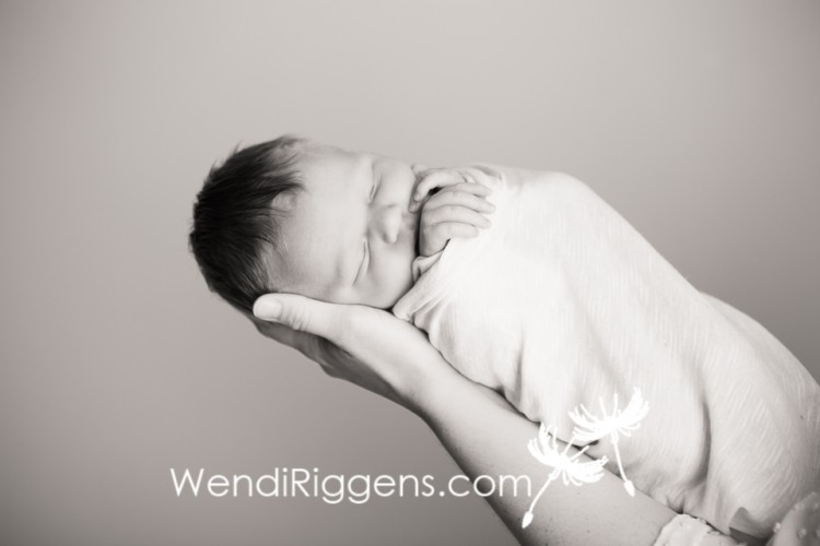 Newborn Baby Boy Burlington Iowa-FB-10